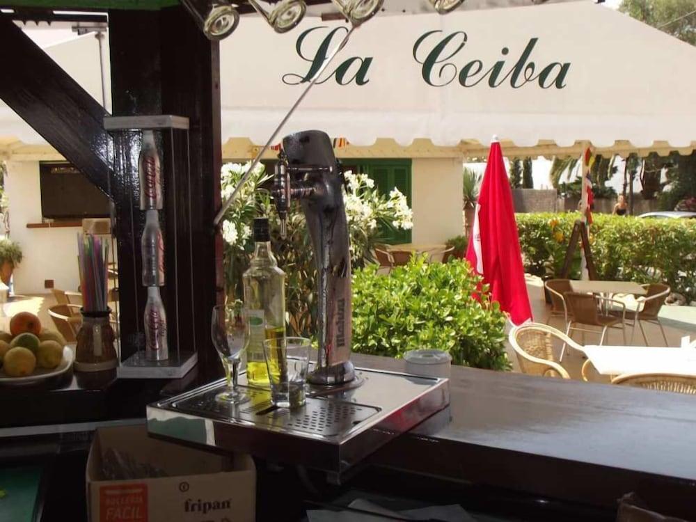 Hostal La Ceiba Cala d'Or  Exterior photo