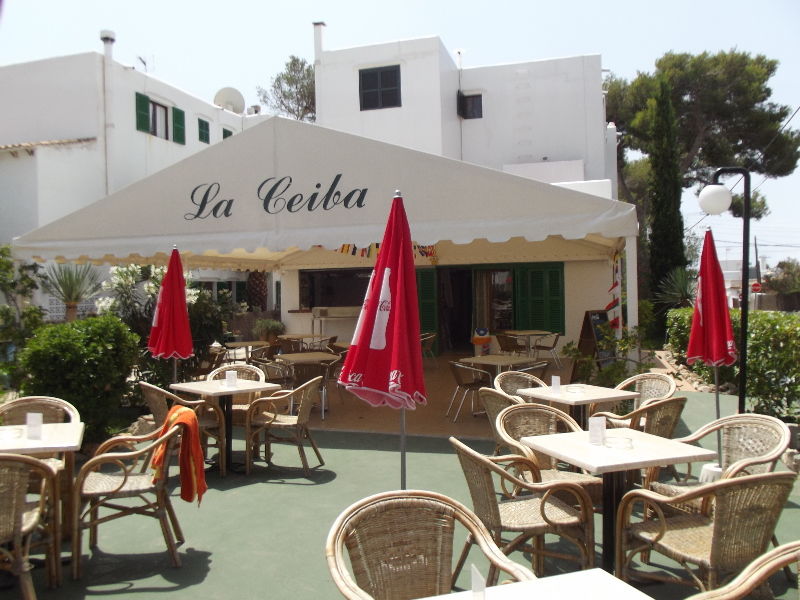 Hostal La Ceiba Cala d'Or  Exterior photo